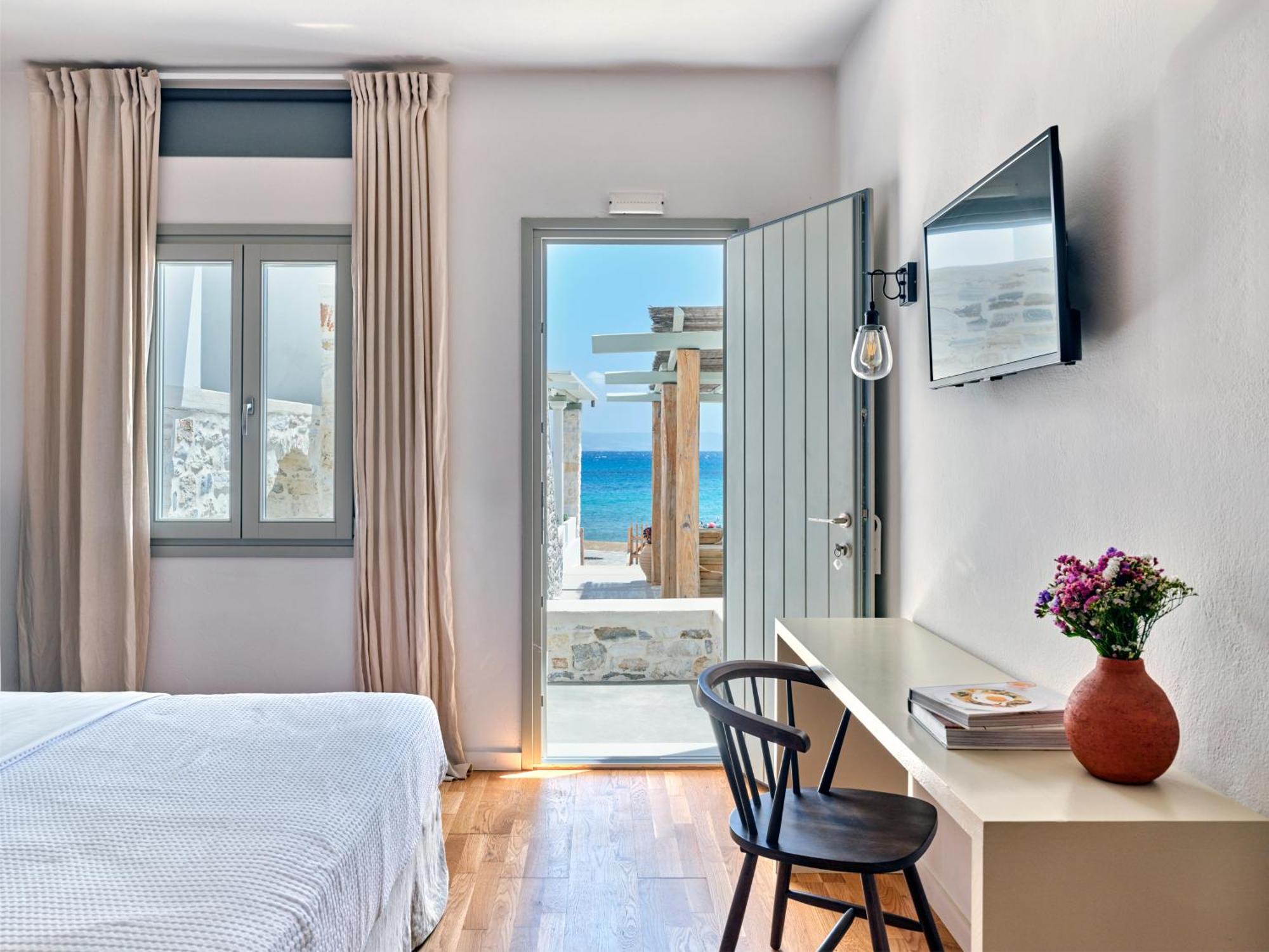 Magoo Suites Logaras Eksteriør billede