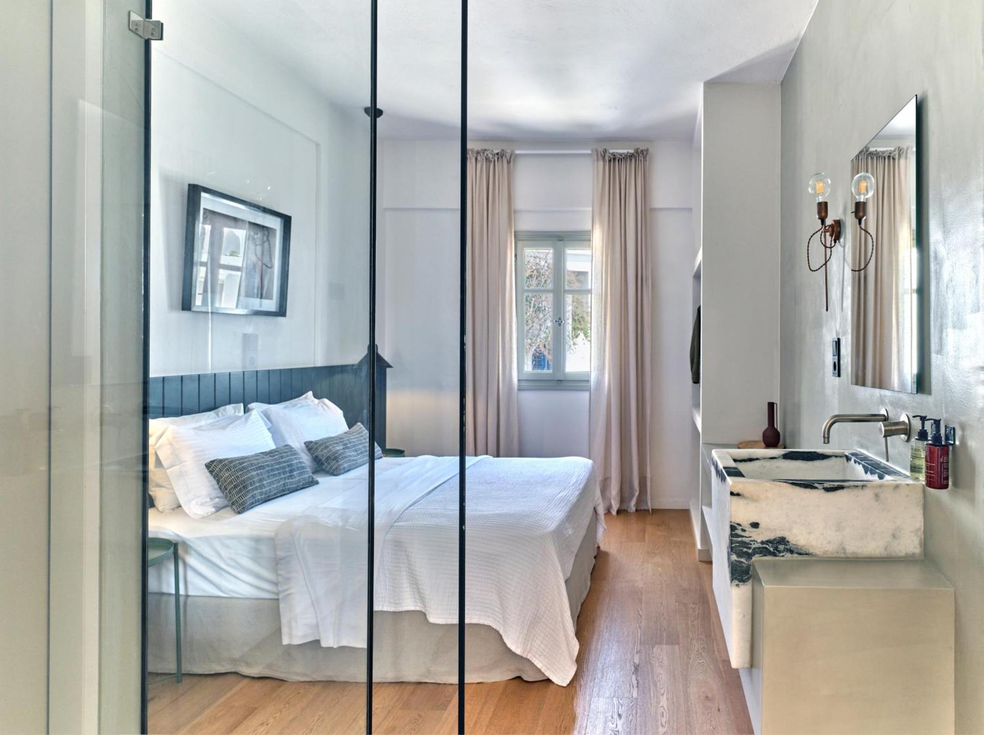 Magoo Suites Logaras Eksteriør billede