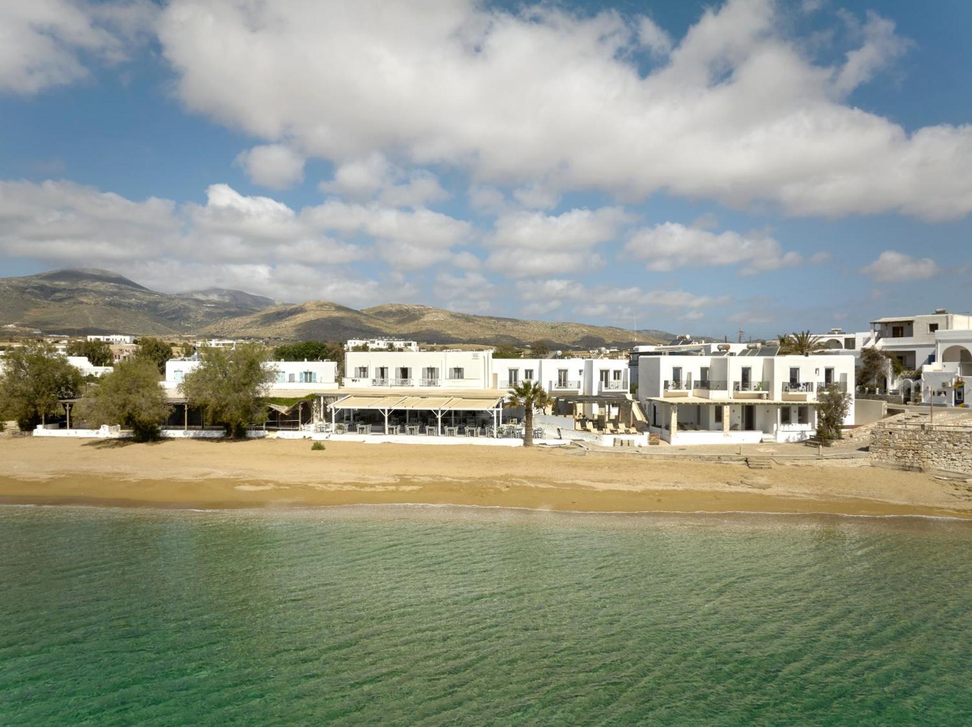 Magoo Suites Logaras Eksteriør billede