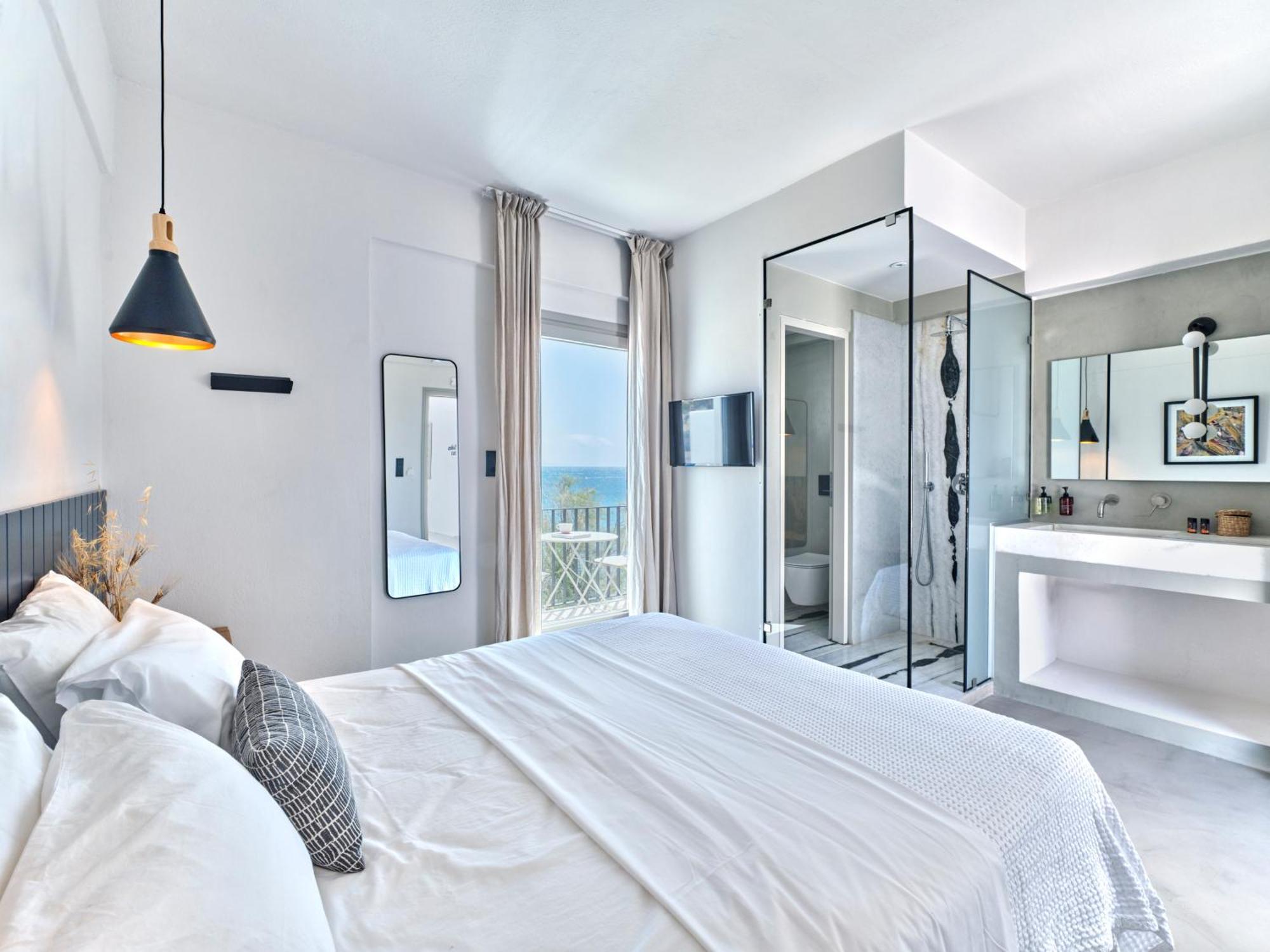 Magoo Suites Logaras Eksteriør billede